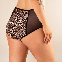 Charger l&#39;image dans la galerie, culotte menstruelle taille haute léopard dos
