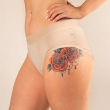 Charger l'image dans la galerie, culotte menstruelle léa beige profil