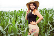 Charger l'image dans la galerie, Culotte menstruelle sans coutures beige écologie