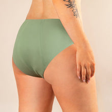Charger l&#39;image dans la galerie, Culotte Menstruelle Nina sans coutures (taille haute) - Edition Limitée
