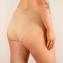 Charger l&#39;image dans la galerie, Culotte menstruelle sans coutures beige dos
